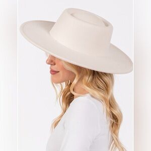 Boho Wide-Brim White Boater Hat O/S (fits most)